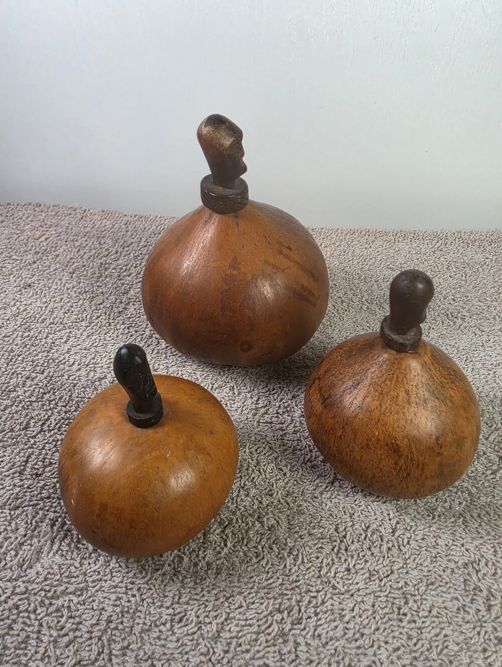 Set of 3 Traditional Calabash Medicine Containers With Wooden Stoppers - Picture 7 of 13